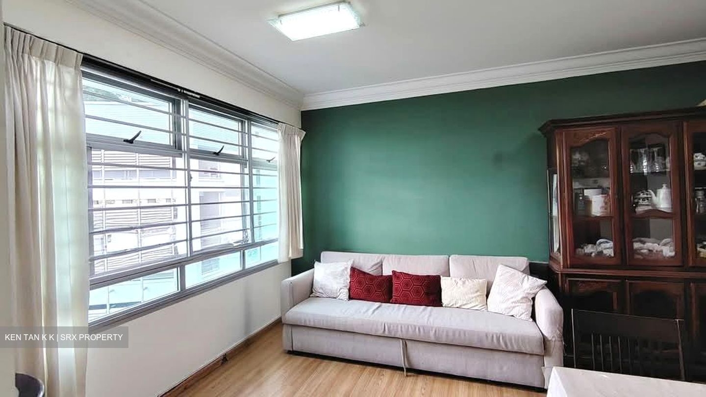 Blk 18B Buona Vista Court (Queenstown), HDB 3 Rooms #558315431